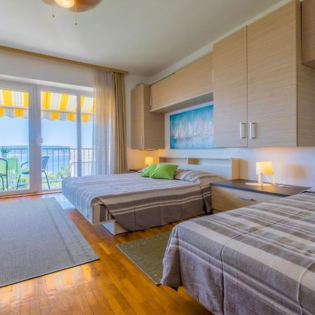 Pavlovic Appartement Crikvenica Buitenkant foto